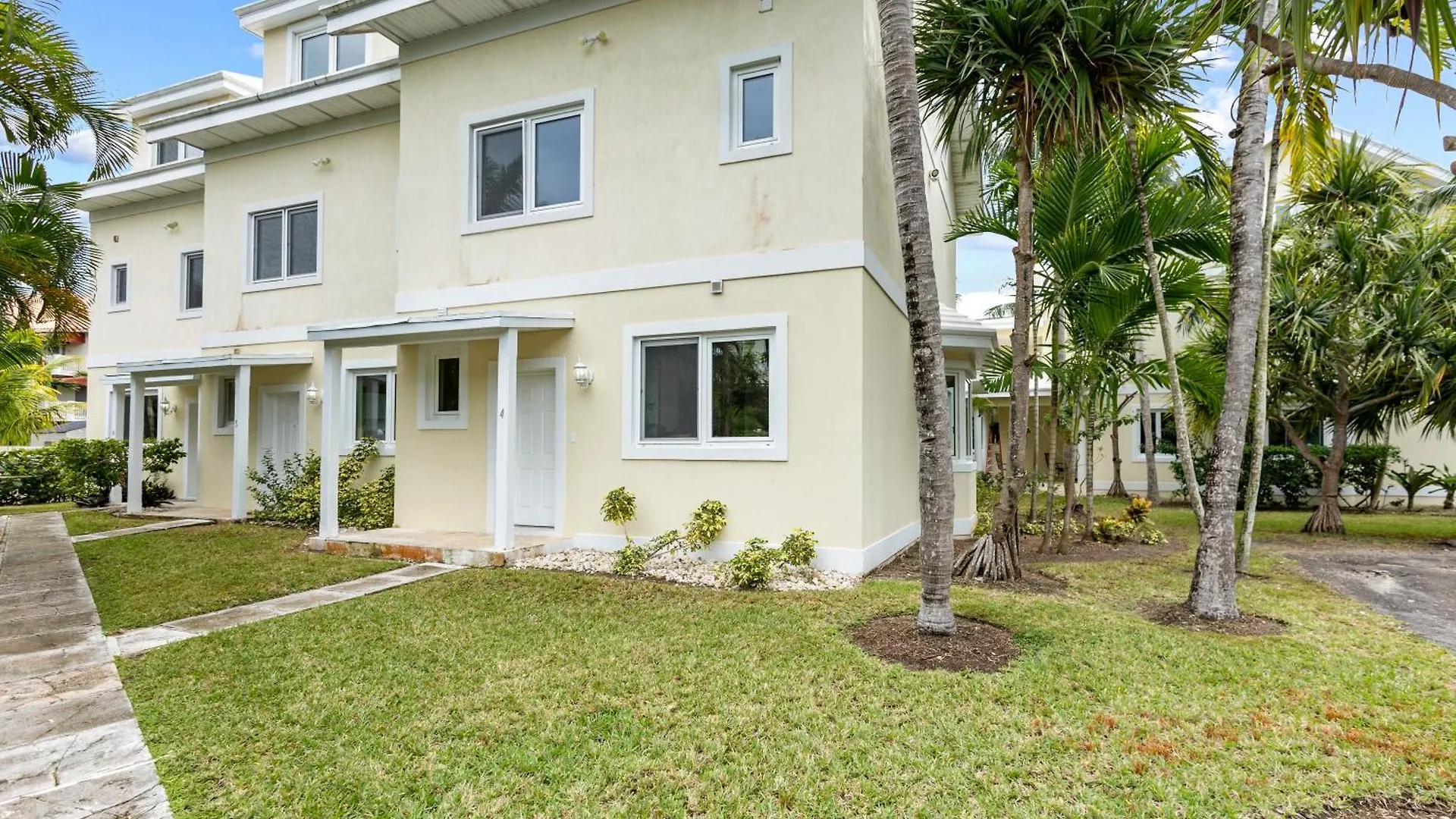 Paradise Six Creek Village Holiday home